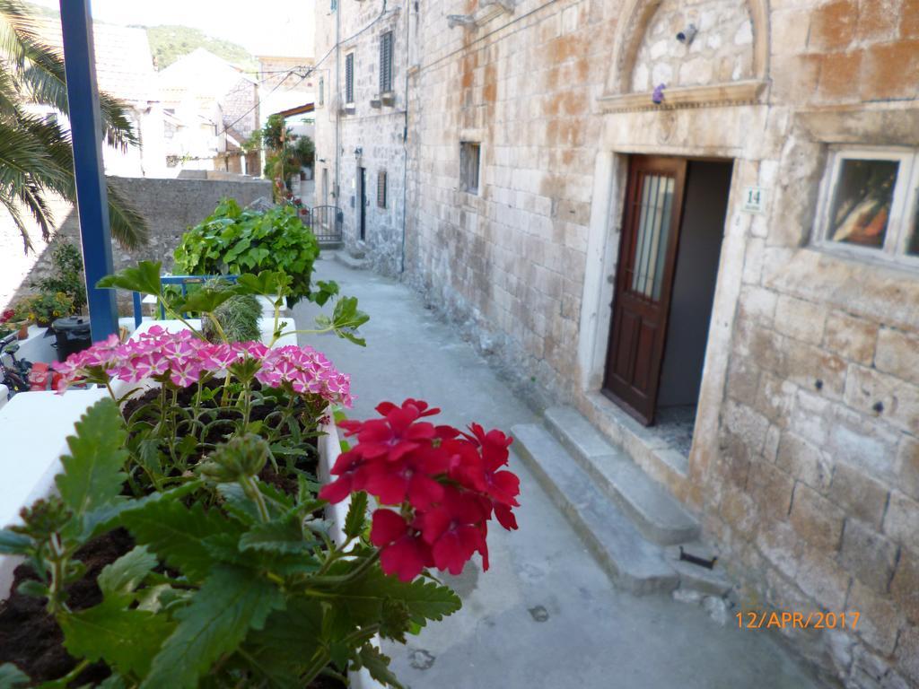 Apartments Haracic Hvar Town Esterno foto
